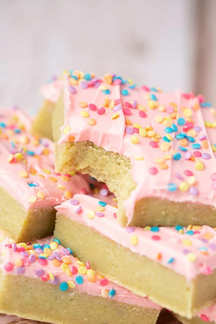 Sugar Cookie Bars with Strawberry Frosting (Lightened Up!) | Lauren Fit ...