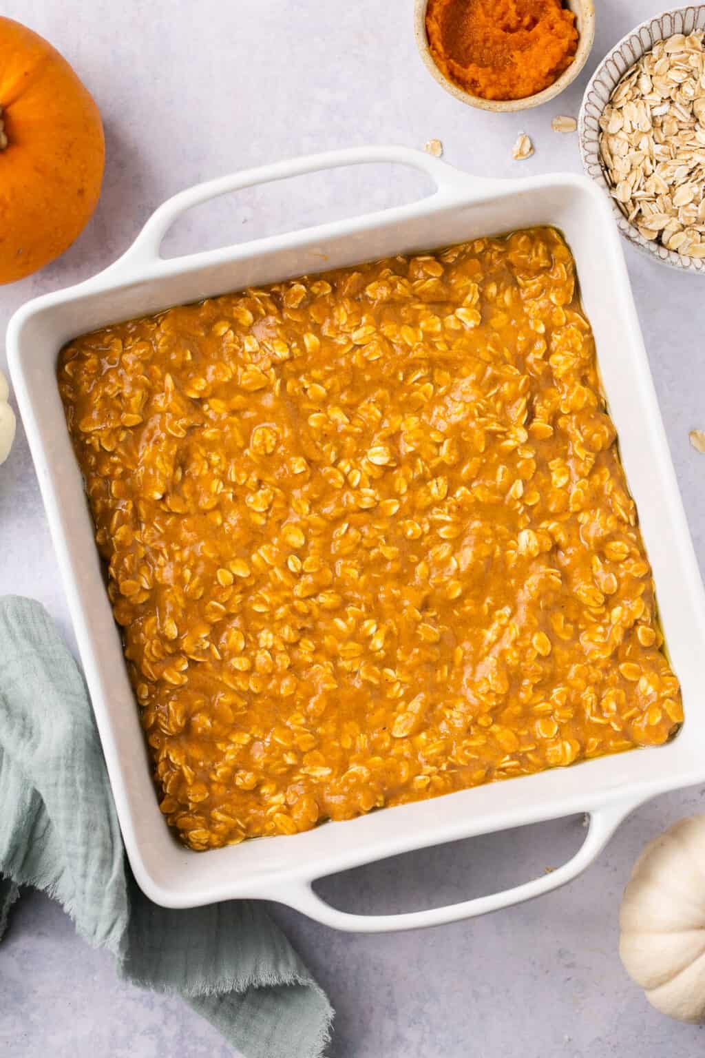The Most Bomb Healthy Pumpkin Oatmeal Bake | Lauren Fit Foodie