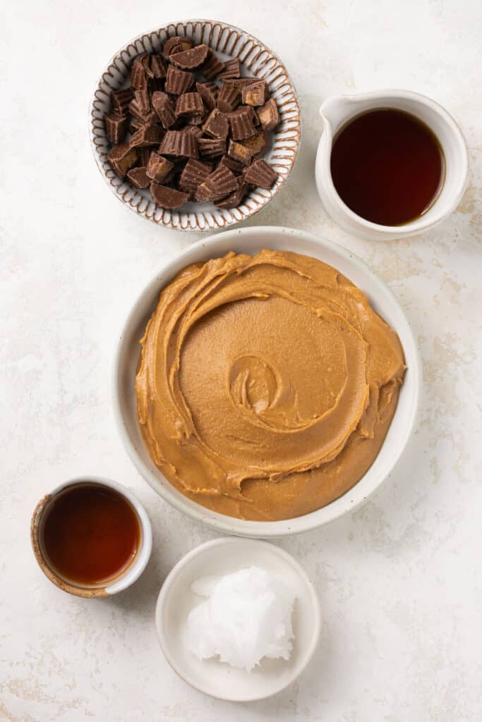 Ingredients for 4 ingredient peanut butter fudge 
