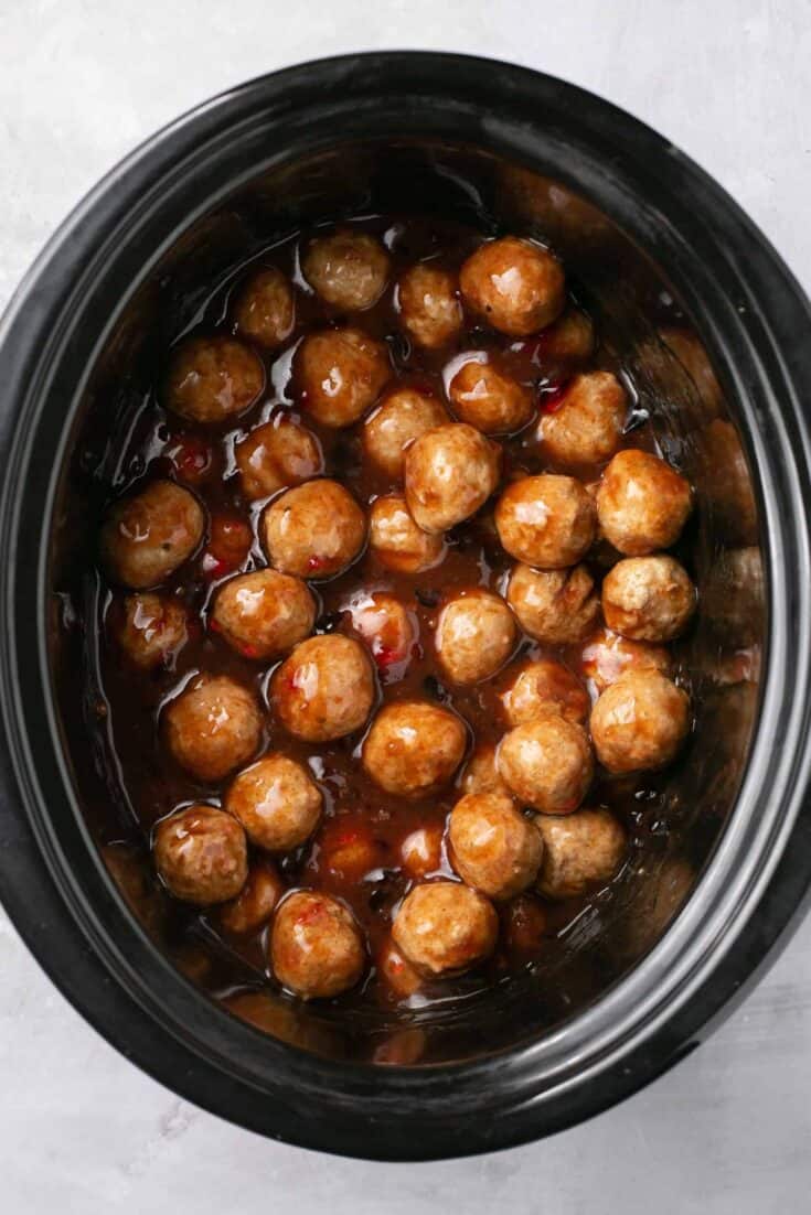 Easy 3 Ingredient Meatballs (Slow Cooker Grape Jelly Meatballs ...