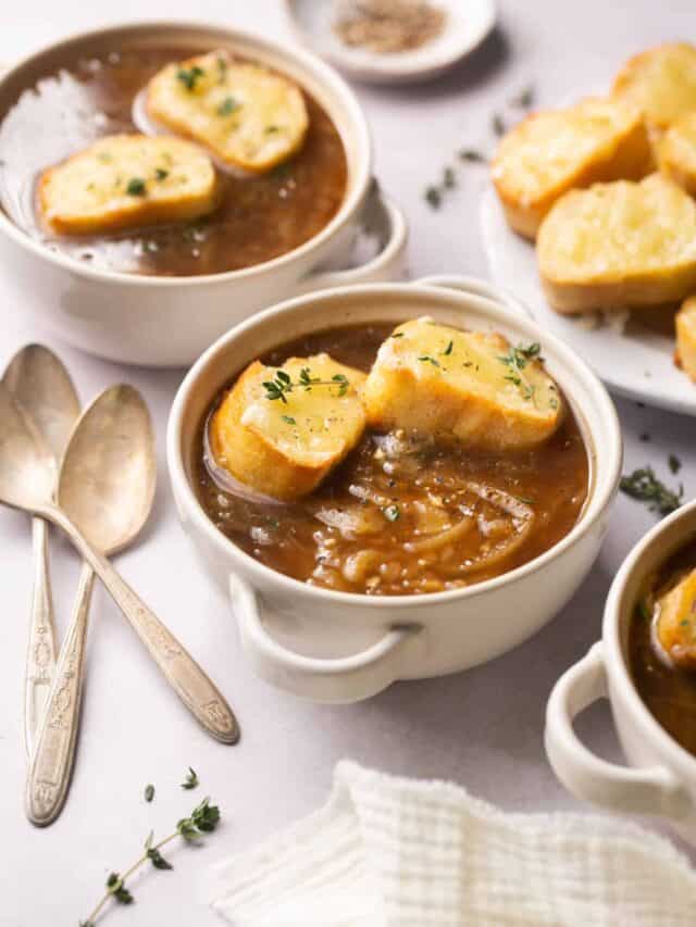 The Best Healthy French Onion Soup | Lauren Fit Foodie
