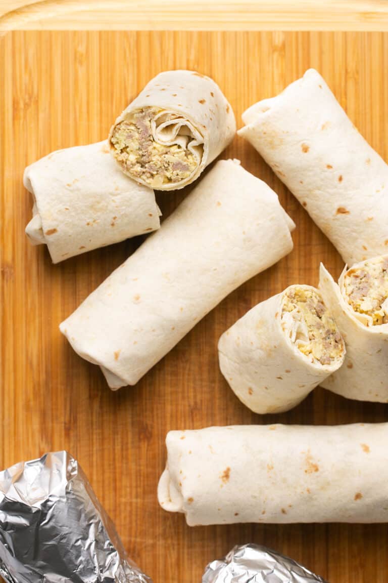 Healthy Breakfast Burritos (Easy Meal Prep) | Lauren Fit Foodie