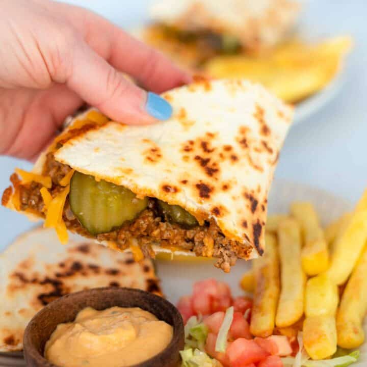 Healthy Breakfast Burritos (Easy Meal Prep) | Lauren Fit Foodie