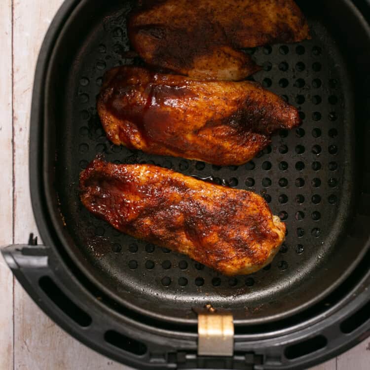 Air fryer bbq chicken (healthy, juicy 20 minutes!) in an air fryer.