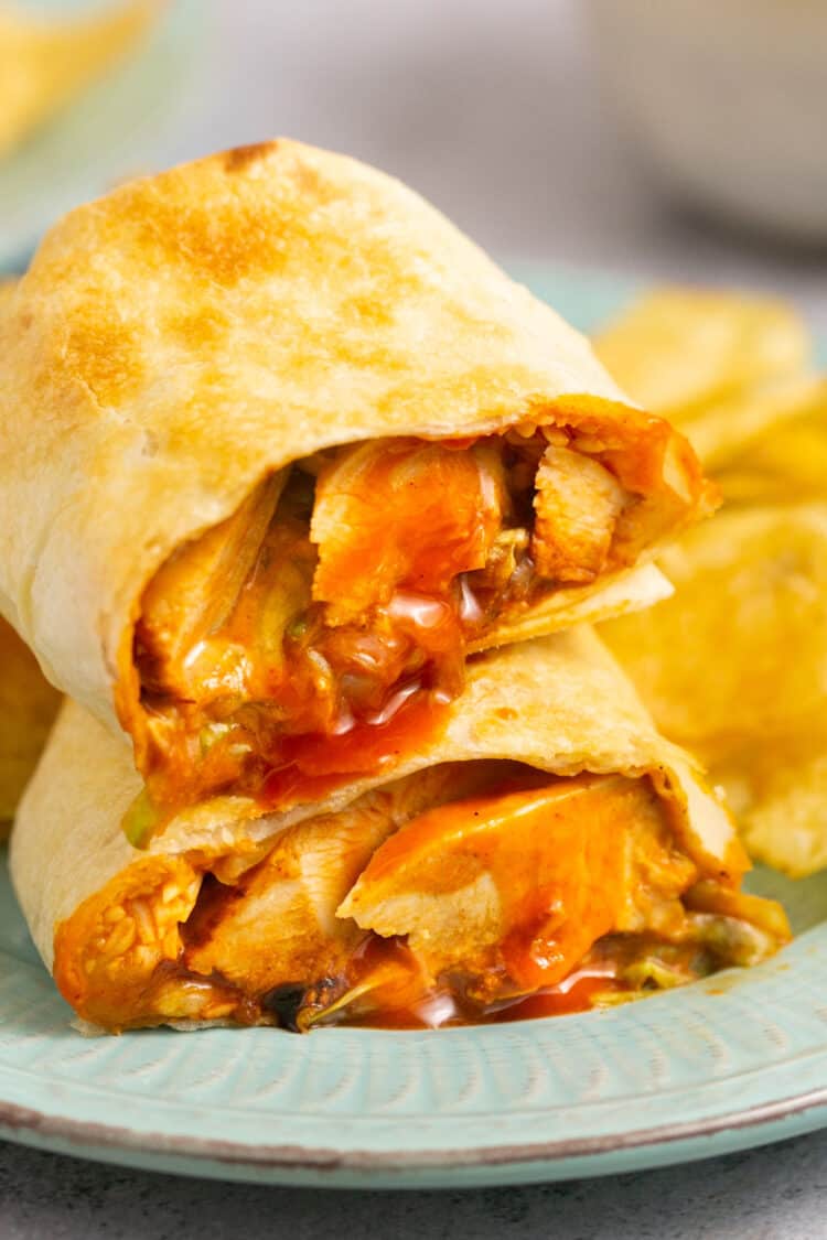 10-Minute Buffalo Chicken Ranch Wrap Recipe (Best Lunch!) | Lauren Fit ...