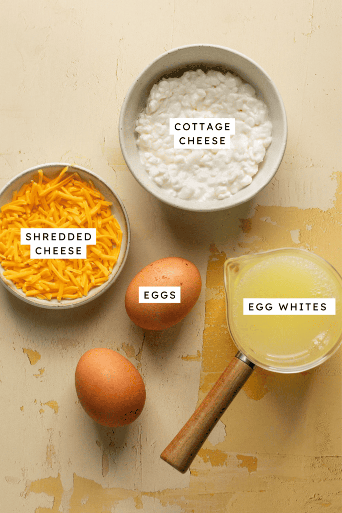 Ingredients for scrambled eggs with cottage cheese.