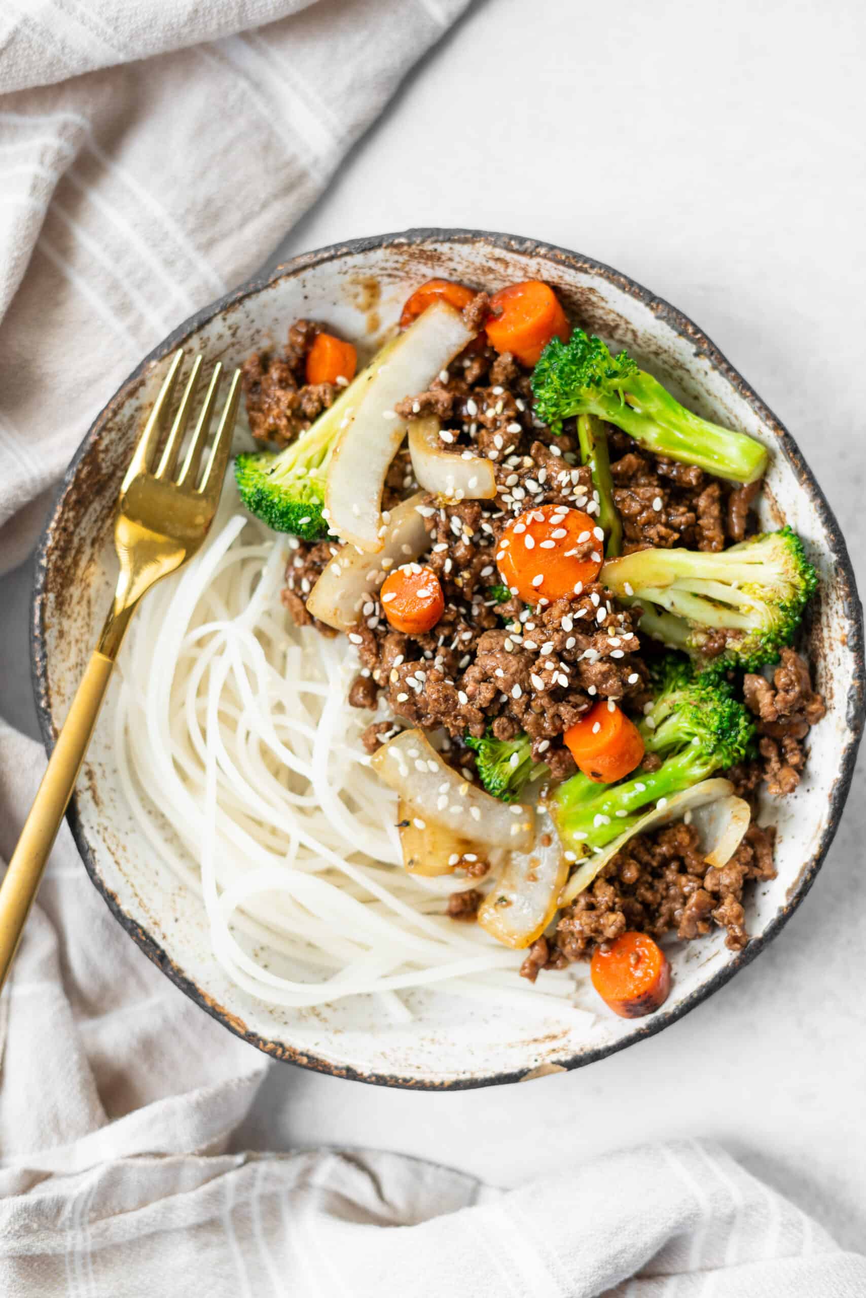 20-Minute Ground Beef and Vegetable Stir Fry | Lauren Fit Foodie