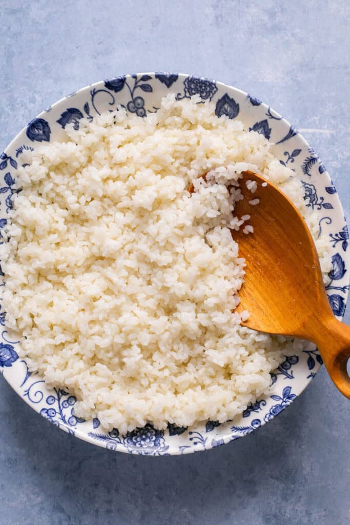 Sushi rice in a bowl.