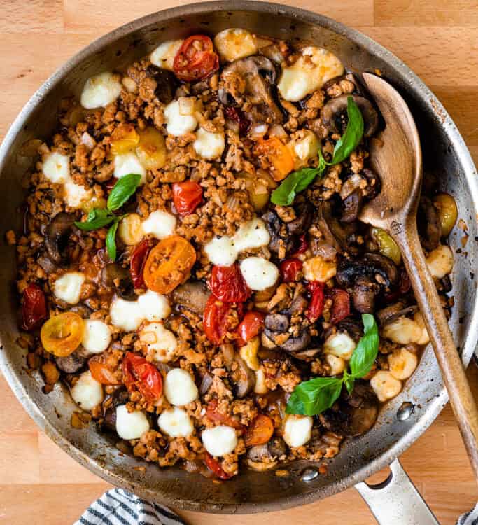 Ground Turkey Caprese in a skillet.