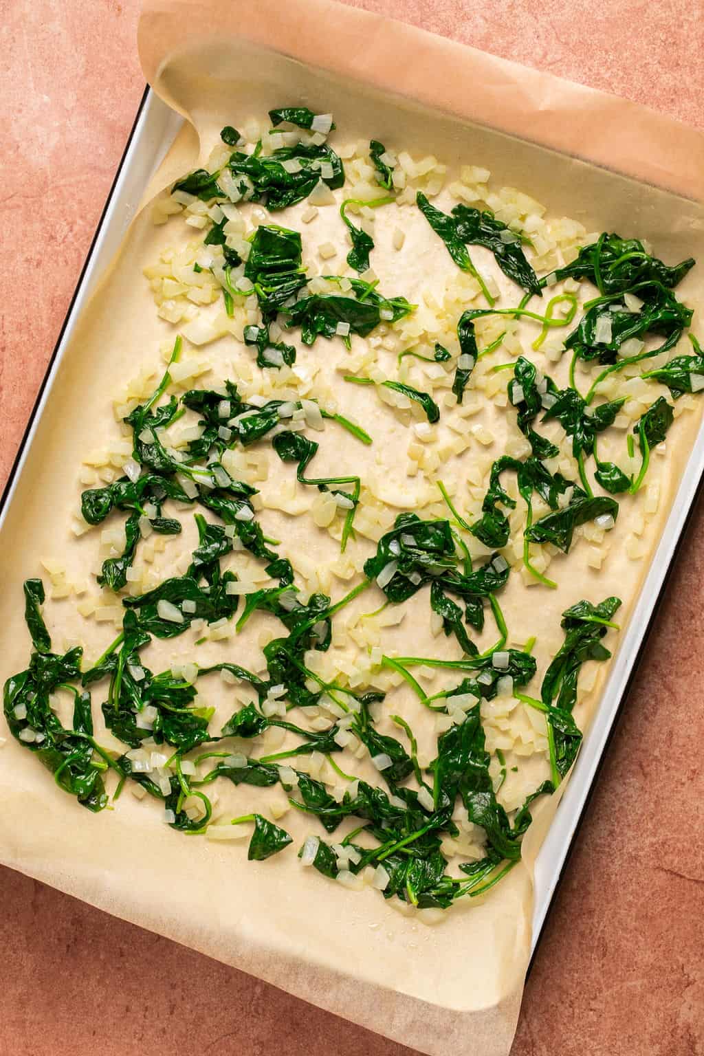 cheesy-spinach-sheet-pan-eggs-lauren-fit-foodie