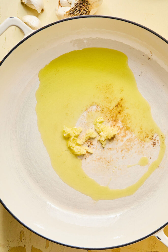 Olive oil and garlc in a skillet.