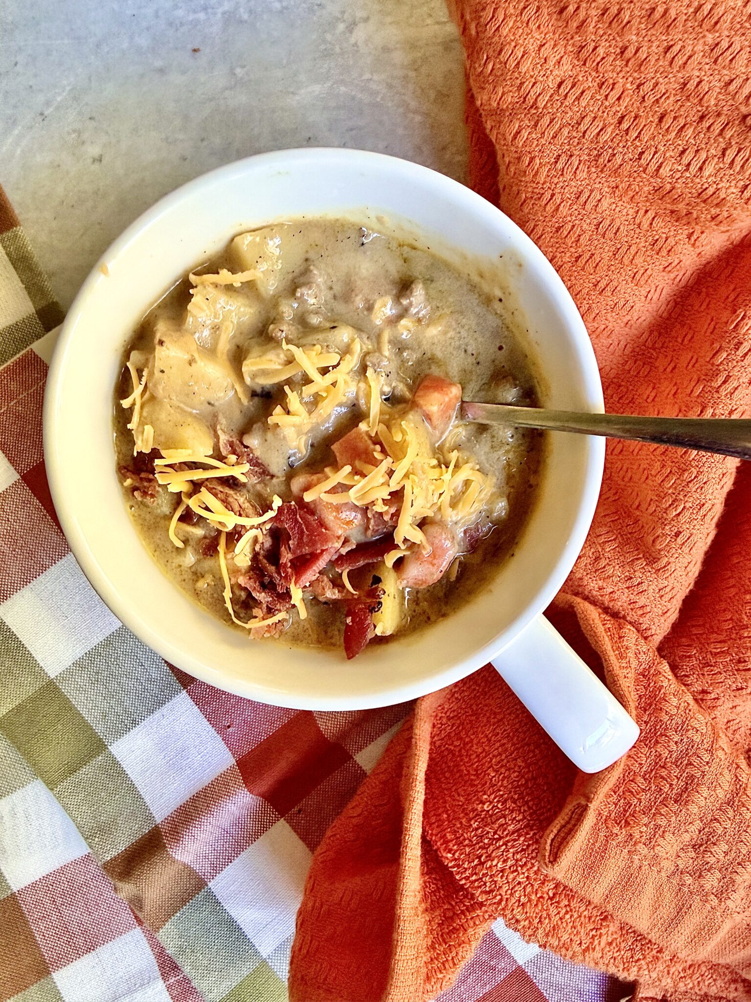 Cheeseburger Soup (One-Pot) | Lauren Fit Foodie